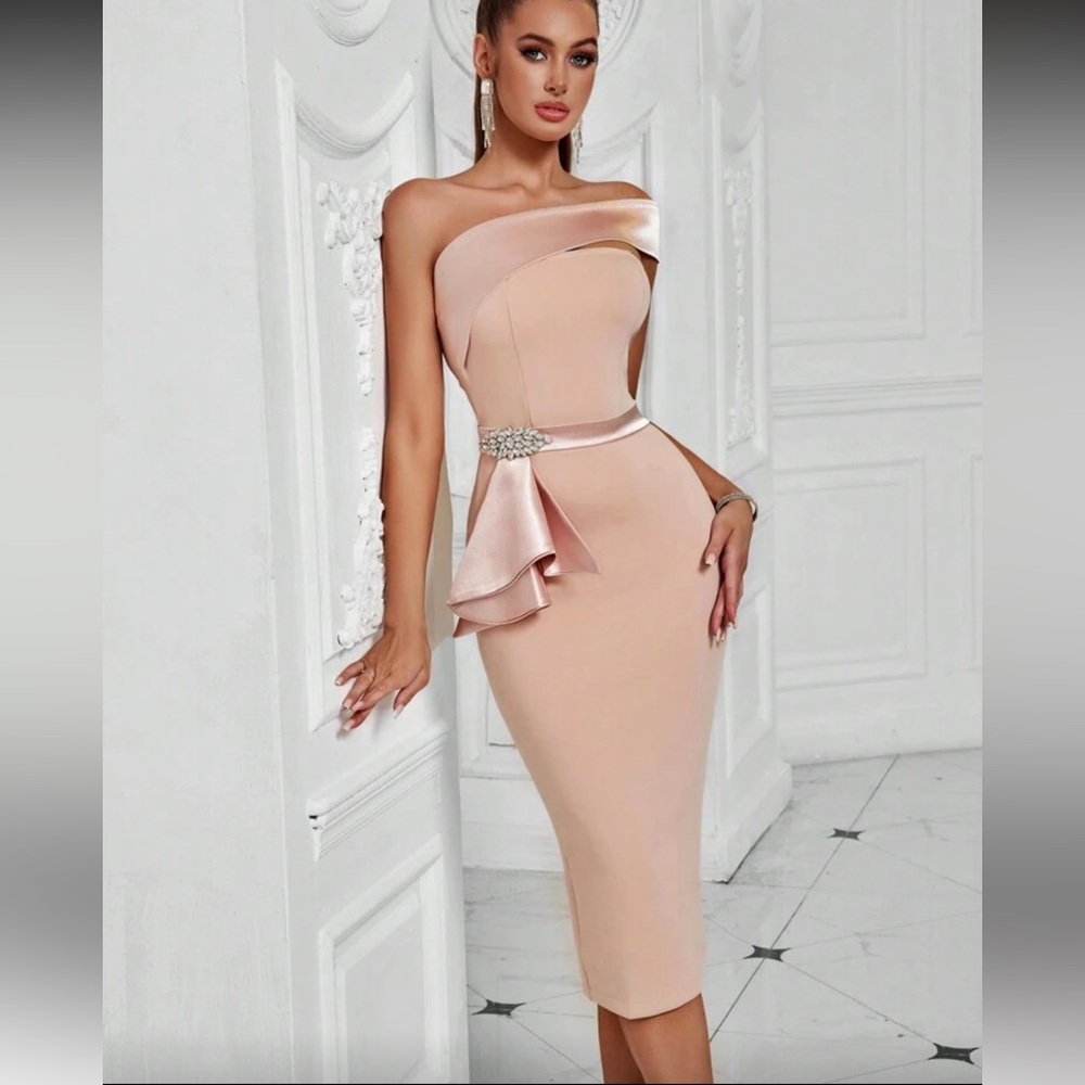 NEW - Apricot Off Shoulder Midi Dress Elegant Wedding Guest Cocktail Dress